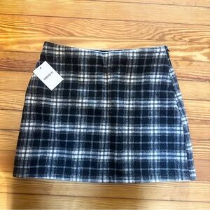 Forever 21 Black and White Plaid Skirt